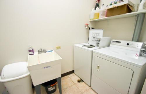northfield-plaza-salons-0112